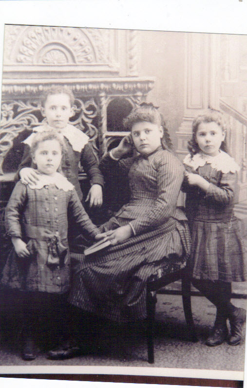 Rohan family: Cora, Mary Harriet, Mattie Costello, and Sarah Mariah